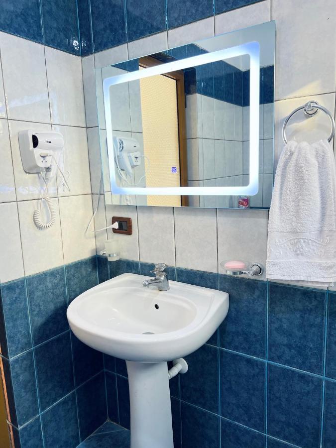 Tirana View Apartments ภายนอก รูปภาพ