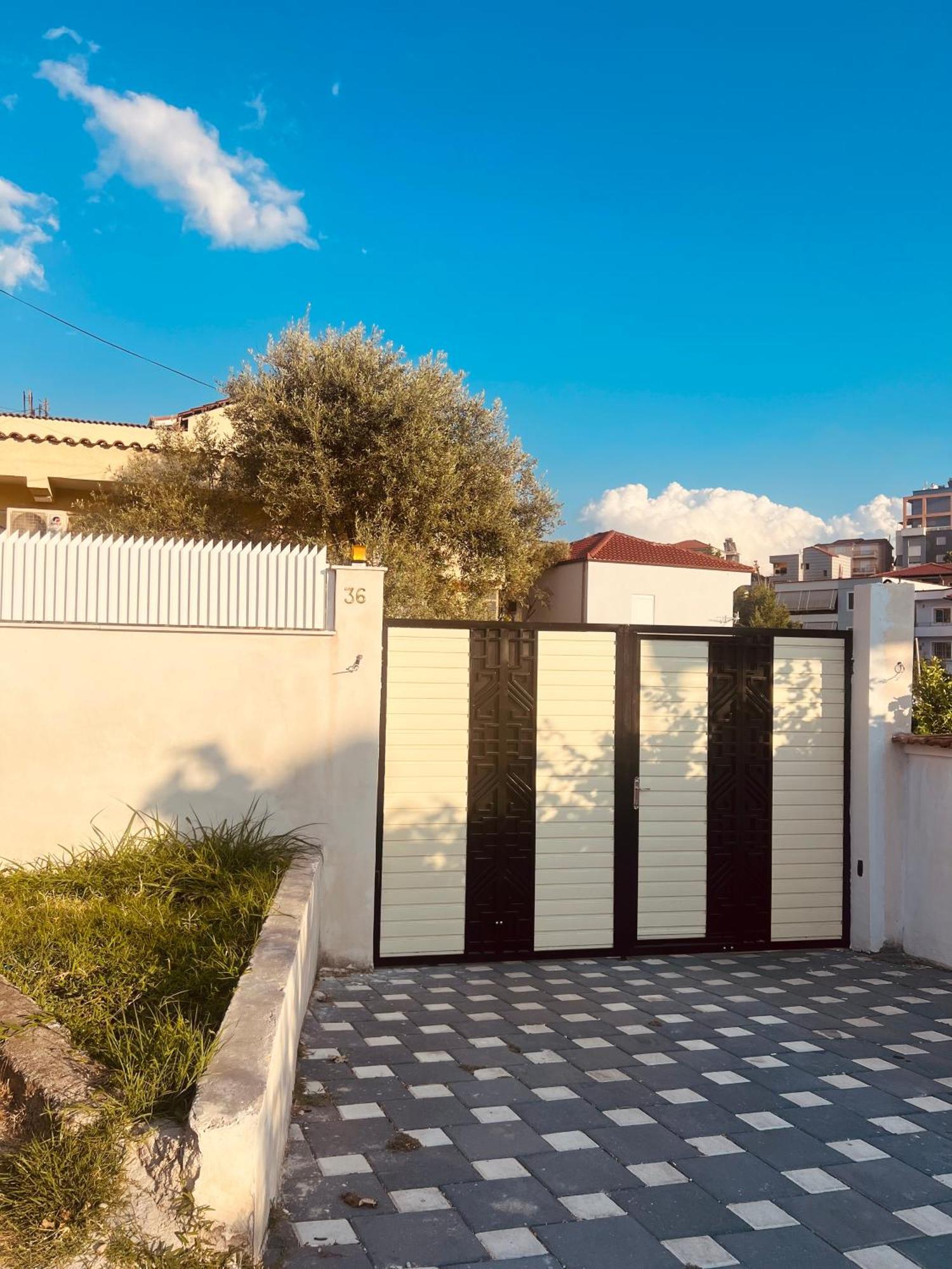 Tirana View Apartments ภายนอก รูปภาพ